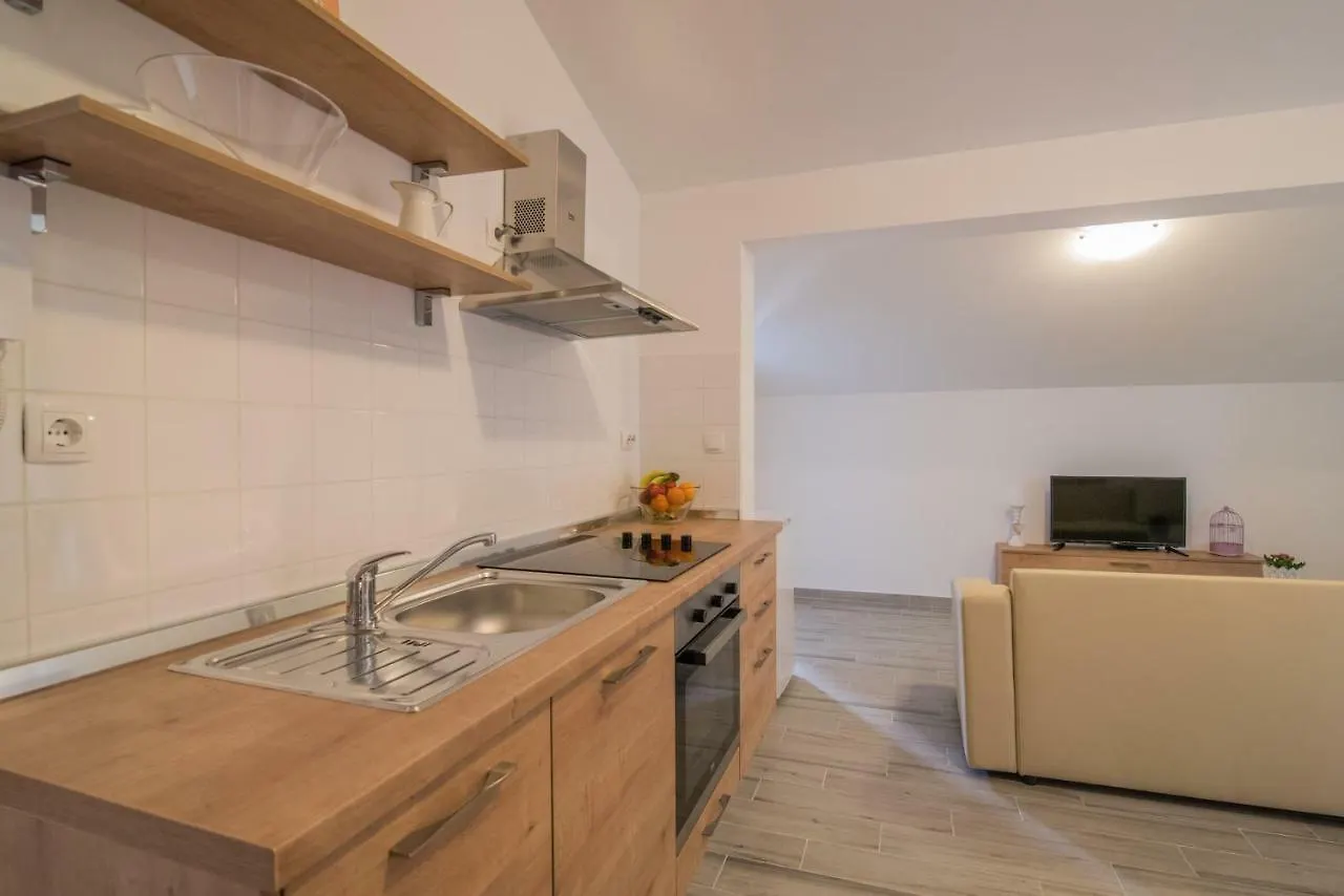Middle Istra Apartment Pazin